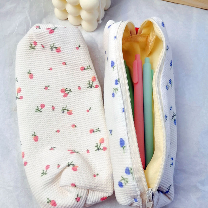 Homemade Minimalist Heart Mini Stationery Organizer