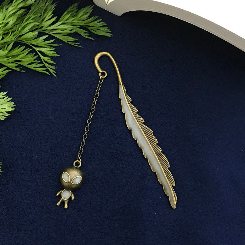 Retro Creative Student Stationery Alloy Bookmark